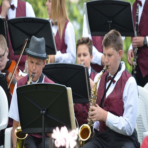 boys in performing band